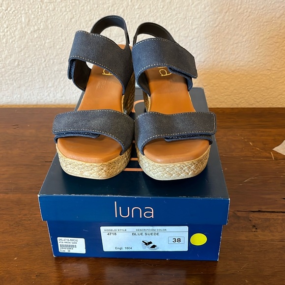 Lunita Lia Marino Blue Suede Wedge Sandals - Picture 3 of 11